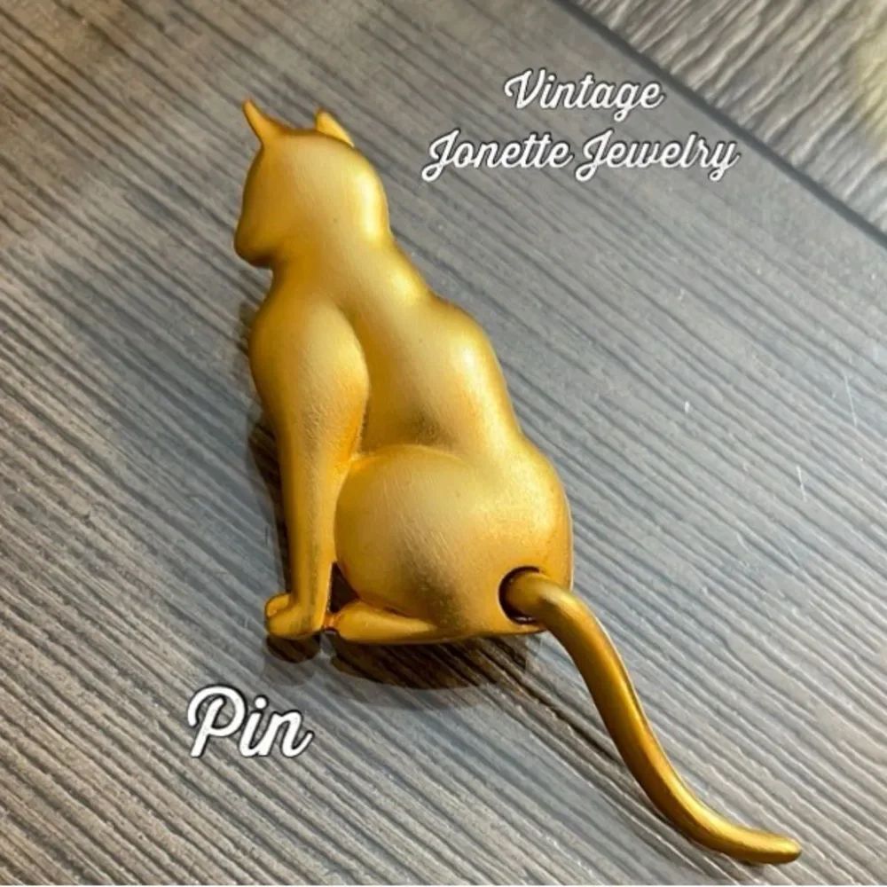 Vintage Jonette Jewelry Matte Gold-tone Cat with Swinging Tail Brooch